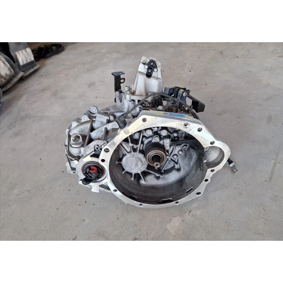 KIA CEED III (CD) 1.5 T-GDI váltó ZG66 WPJ6C