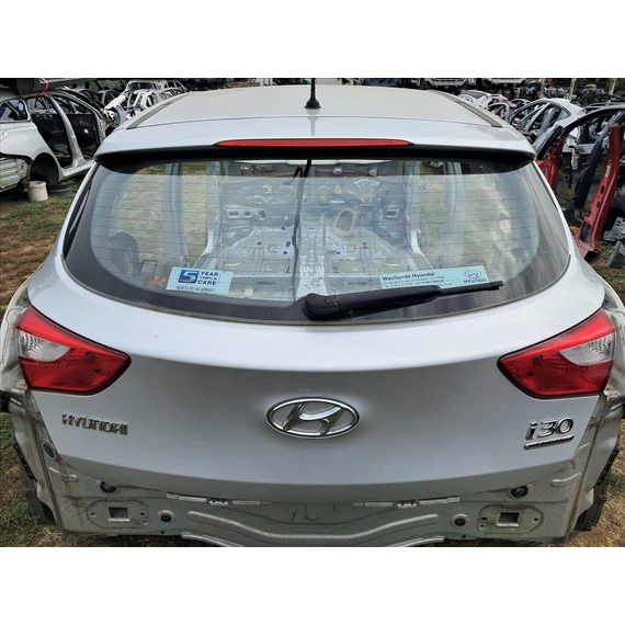 HYUNDAI I30 (GD) Csomagtérajtó