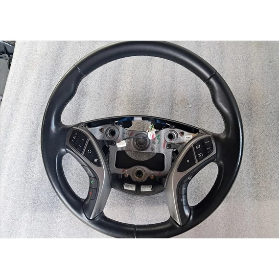 HYUNDAI I30 (GD) Multikormány