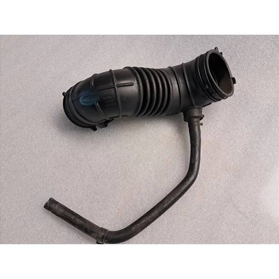 HYUNDAI I30 (GD) 1.4i G4FA Szívócső 28138-1R010