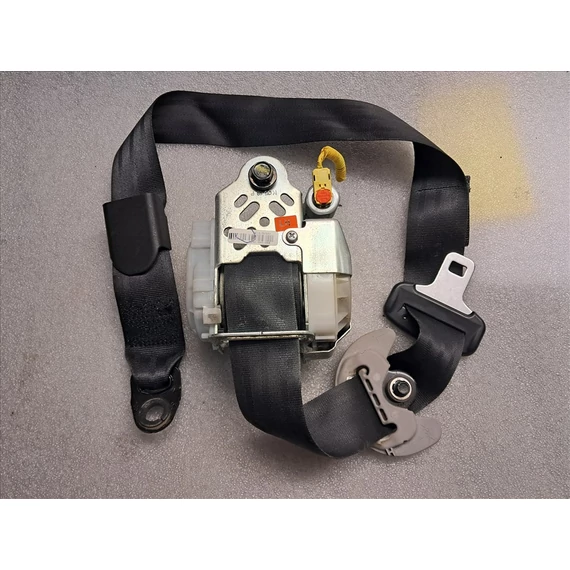 HYUNDAI I30 (GD) Bal első biztonsági öv 88810-A6100