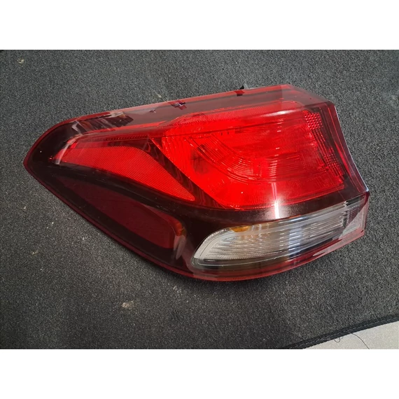 HYUNDAI I30 (PD) KOMBI Bal külső hátsó lámpa 92401G4200