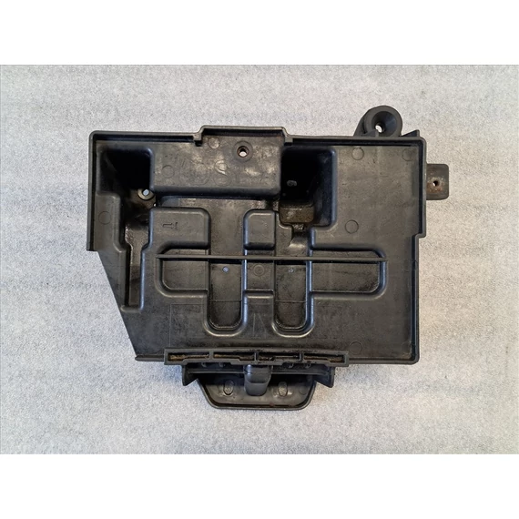 HYUNDAI IX35 Akkumulátor tartó 37150-2S200