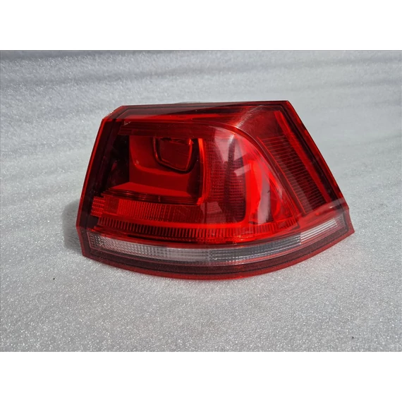 VOLKSWAGEN GOLF VII VARIANT (5G) Jobb külső hátsó lámpa 5G9945096C