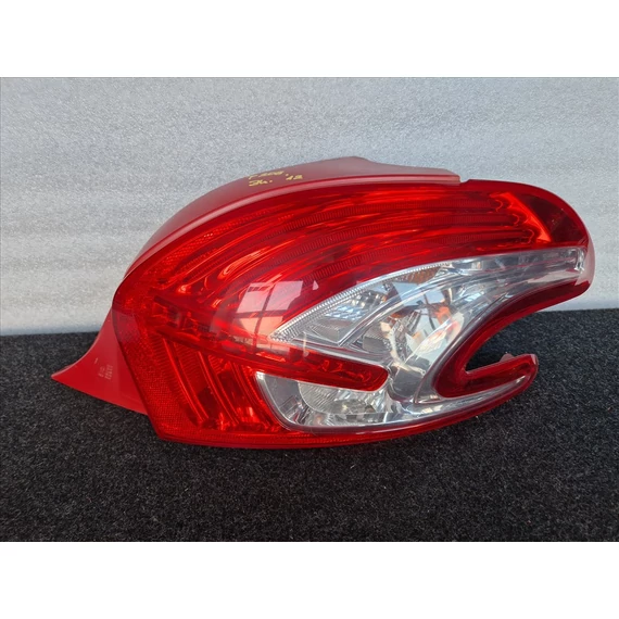 PEUGEOT 208 Jobb hátsó lámpa 9672628380