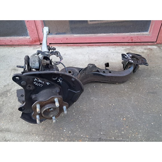 NISSAN X-TRAIL (T32) 1.6 DCI 4WD Jobb hátsó csonkállvány, lengőkar