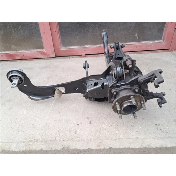 FORD FOCUS IV Bal hátsó csonkállvány, lengőkar, kerékagy JX6T-2B572