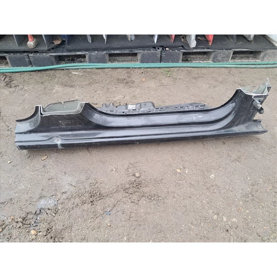 SKODA OCTAVIA III (5E) Jobb küszöb