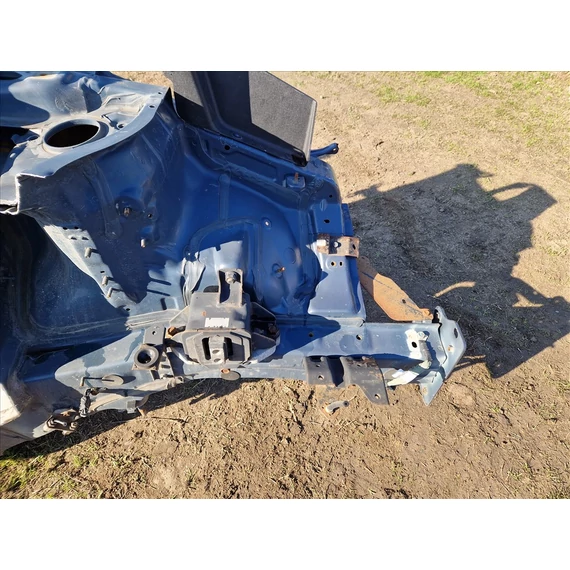  KIA SPORTAGE (QL) Bal kisnegyed, nyúlvány