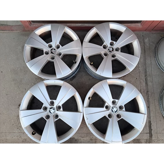 SKODA SUPERB III (3V) 17"-es alufelni szett