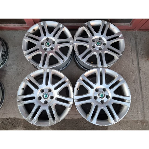 SKODA SUPERB II (3T) 18"-as alufelni szett