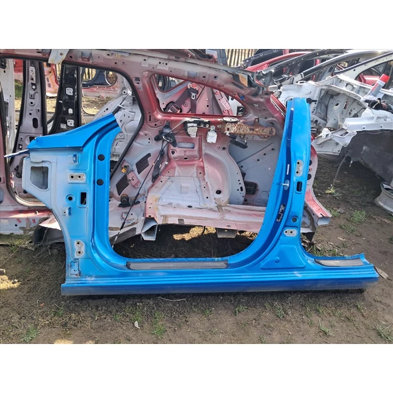 HYUNDAI I30 (PD) Bal küszöb 