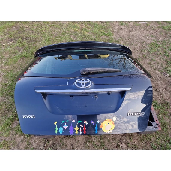 TOYOTA VERSO Csomagtérajtó