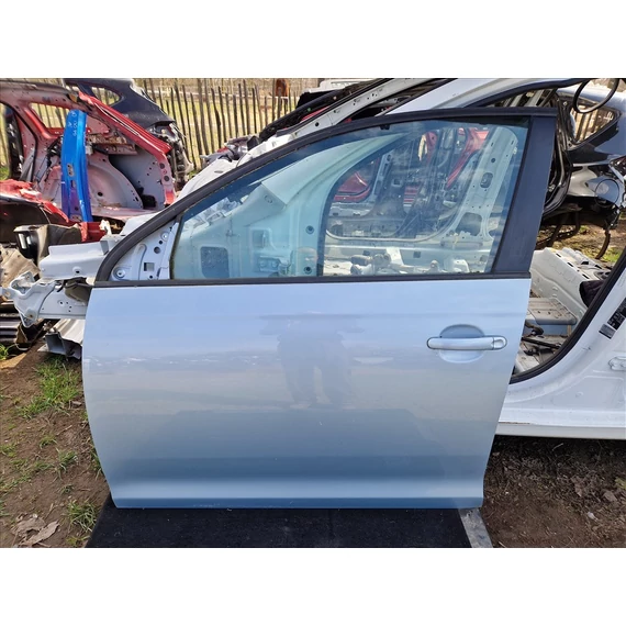 VOLKWAGEN GOLF V VARIANT Bal első ajtó