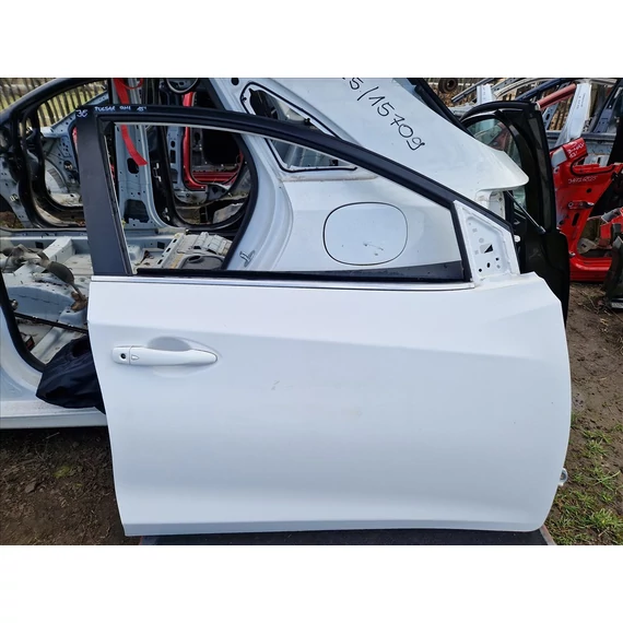 NISSAN PULSAR Jobb első ajtó