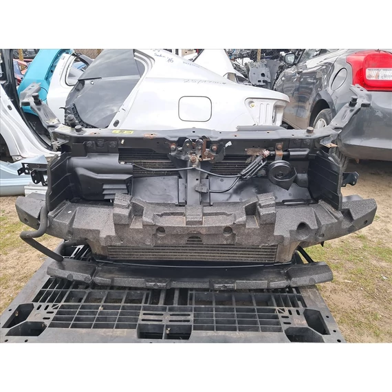 NISSAN QASHQAI (J10) FACELIFT 1.5 DCI Komplett homlokfal, hűtőszett