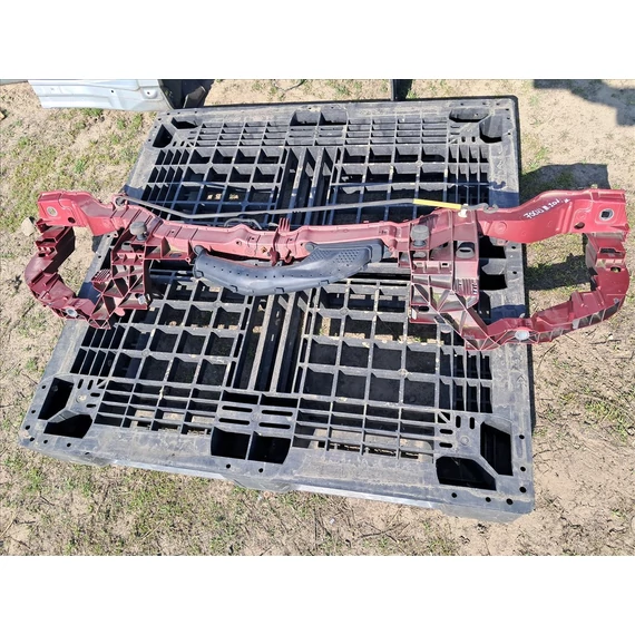 FORD FOCUS III Homlokfal, zárhíd