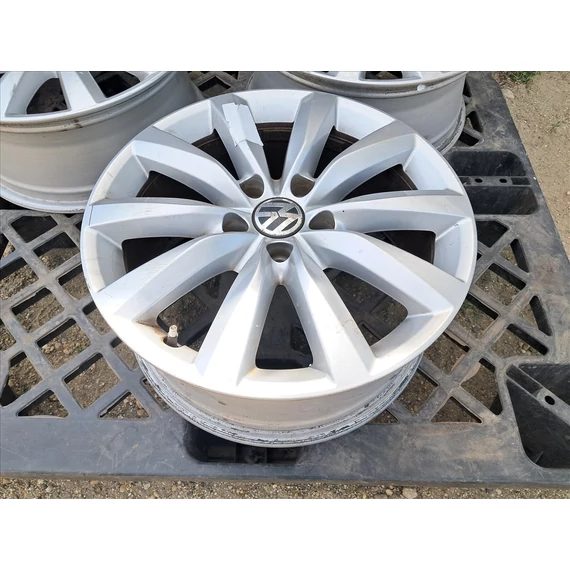 VOLKSWAGEN TIGUAN (5N) 17"-es alufelni (1 db)