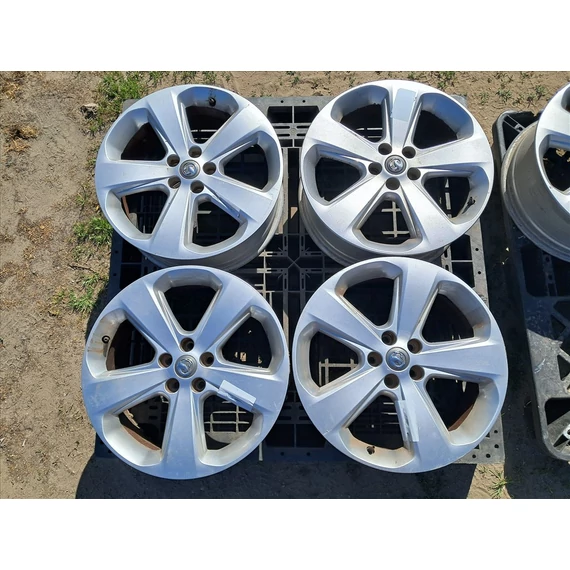 OPEL MOKKA Gyári 18"-as alufelni garnitúra
