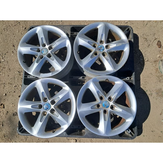 FORD FOCUS II Gyári 16"-os alufelni garnitúra