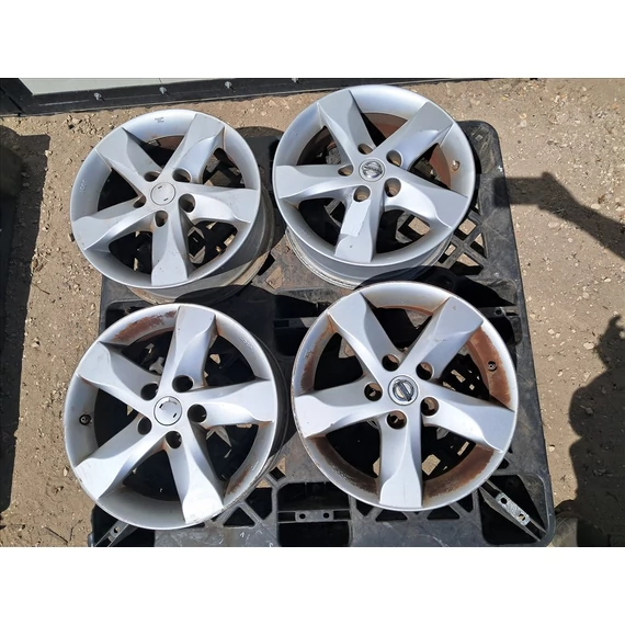 NISSAN JUKE (F15) Gyári 16" alufelni szett