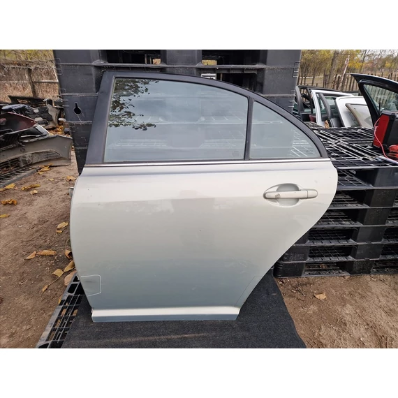 TOYOTA AVENSIS T25 bal hátsó ajtó
