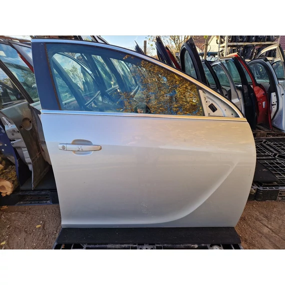 OPEL INSIGNIA A Jobb első ajtó