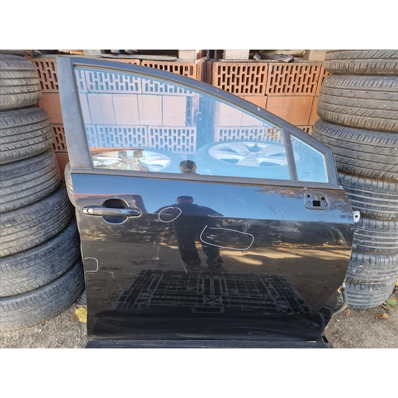 TOYOTA COROLLA VERSO jobb első ajtó