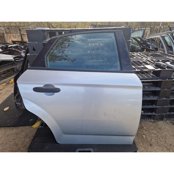 FORD MONDEO MK4 jobb hátsó ajtó