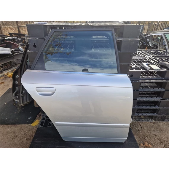 AUDI A4 B7 AVANT jobb hátsó ajtó