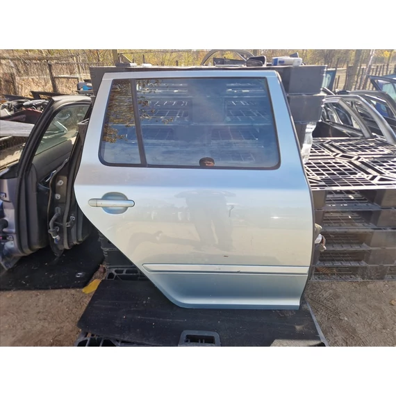 SKODA OCTAVIA II KOMBI jobb hátsó ajtó