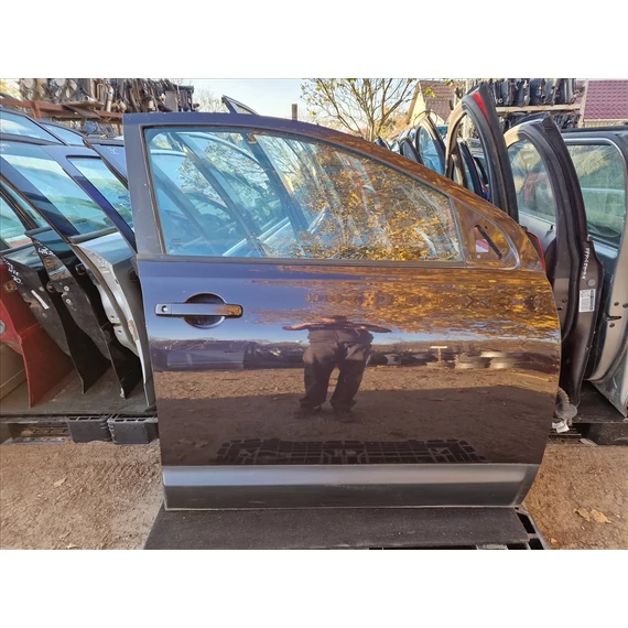 NISSAN QASHQAI (J10) jobb első ajtó GAB