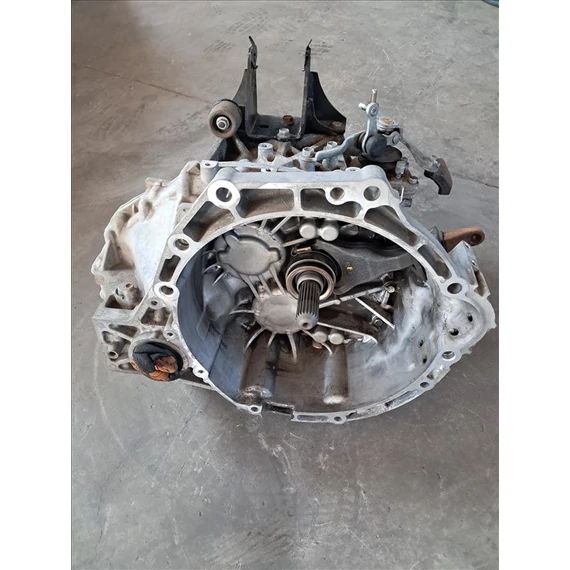 TOYOTA VERSO 1.6 D4D váltó