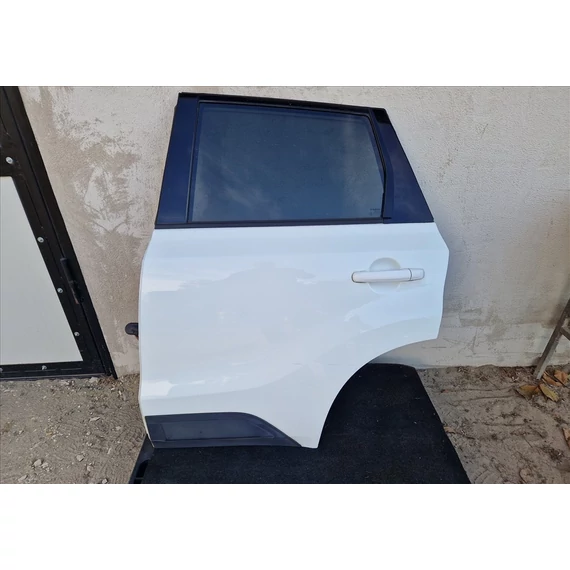 SUZUKI VITARA (LY) Bal hátsó ajtó 26U