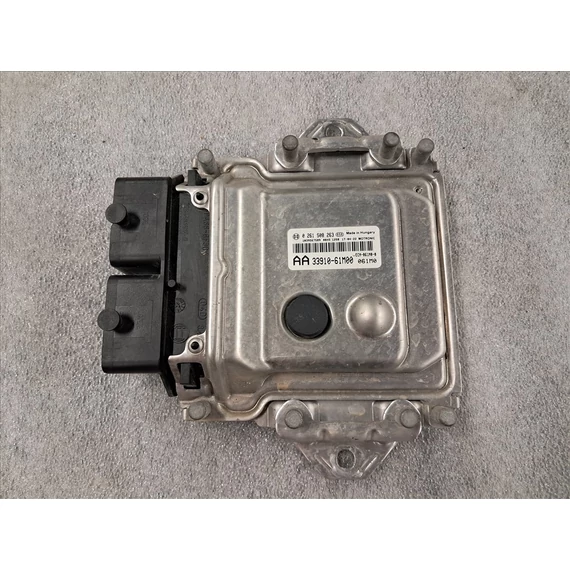 SUZUKI VITARA (LY) 1.6 benzin M16A Motorvezérlő 33910-61M00