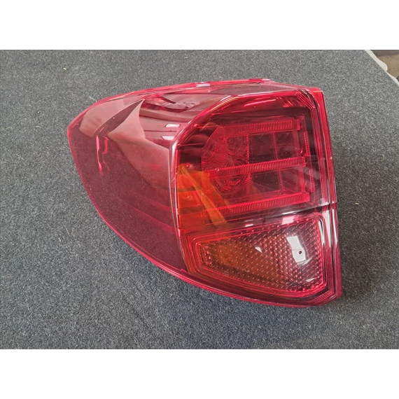 Suzuki Vitara (LY) Bal külső hátsó lámpa LED STANLEY W4189