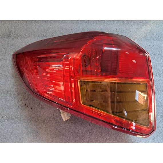 Suzuki Vitara (LY) Bal külső hátsó lámpa