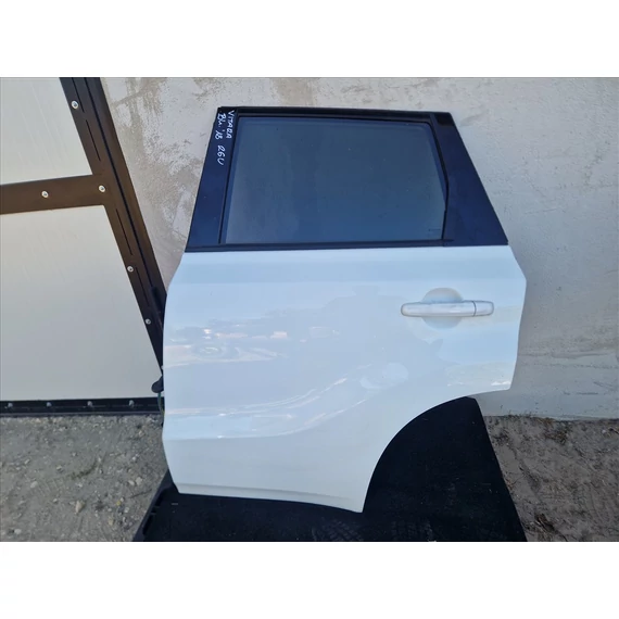 SUZUKI VITARA (LY) bal hátsó ajtó 26U