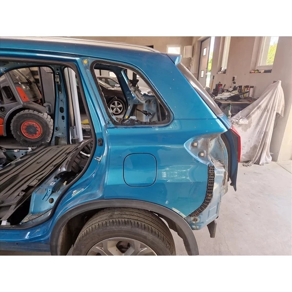Suzuki Vitara (LY) bal hátsó sárvédő negyed