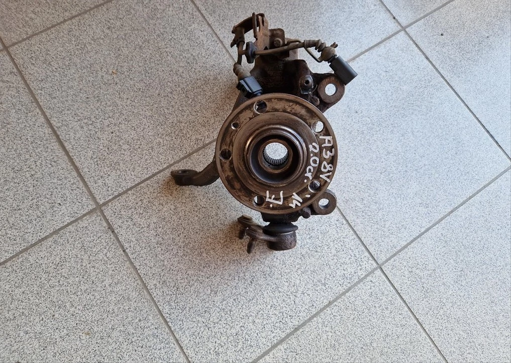 AUDI A3 (8V) 2.0 CRTDI Jobb első csonkállvány