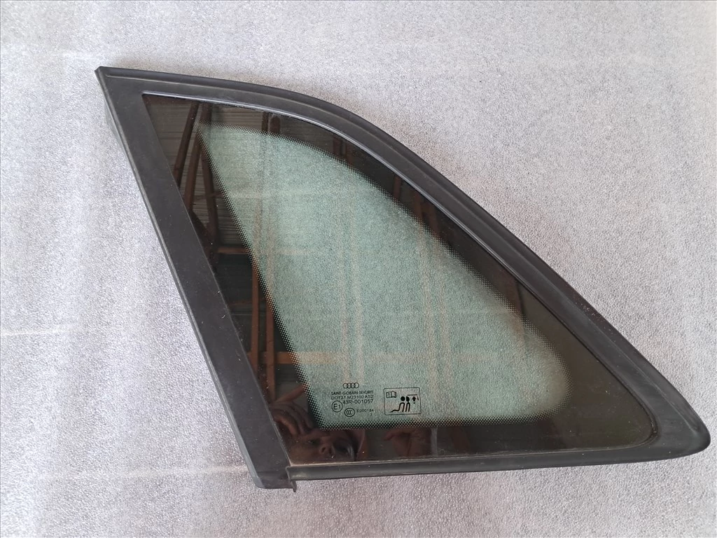 AUDI A3 (8V) Bal C