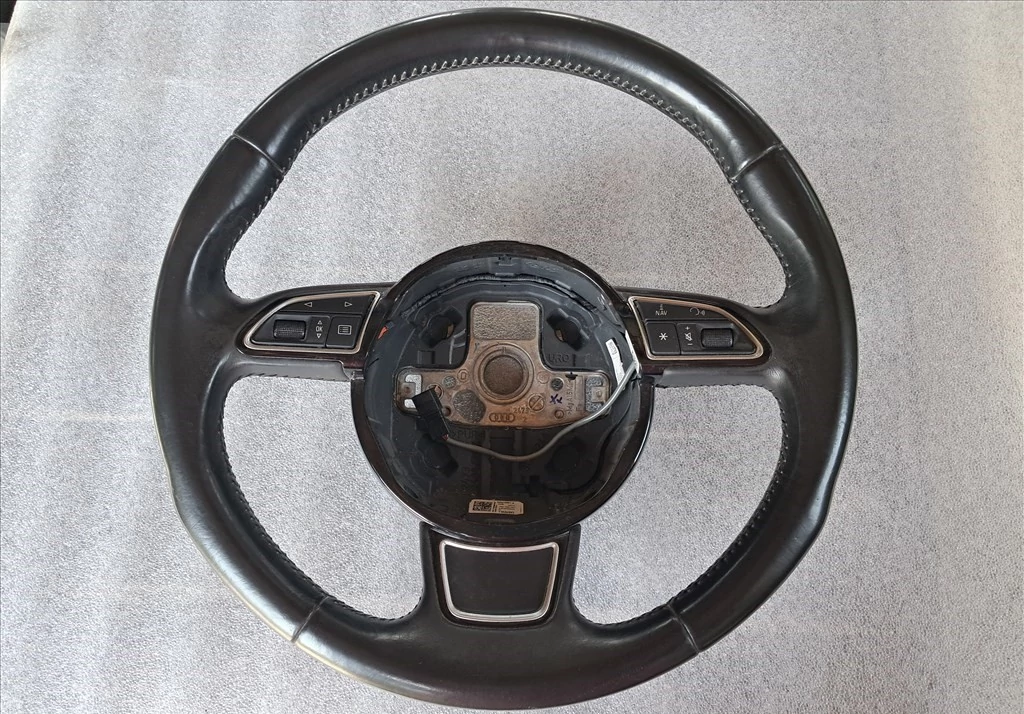 AUDI A3 (8V) Multikormány