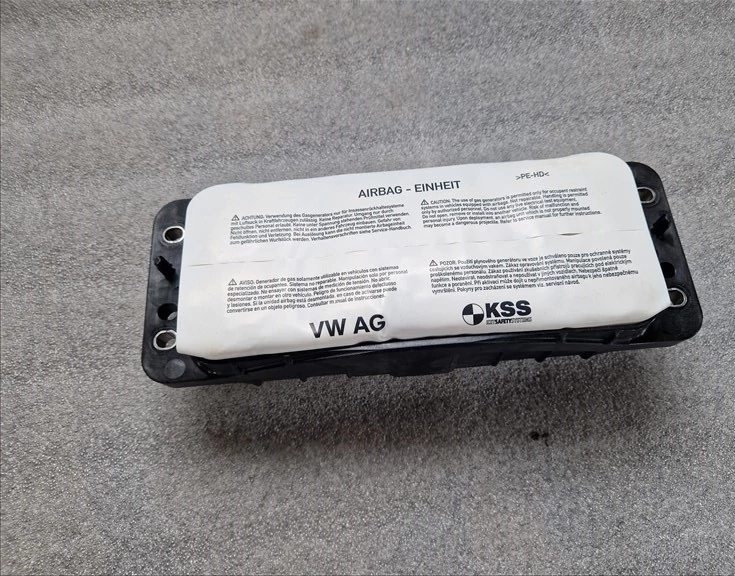 AUDI A3 (8V) utasoldali légzsák 8V0880204D