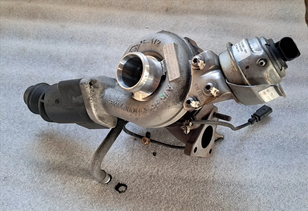 AUDI A6 (4G) 2.0 CRTDI CGL turbó 03L145721B