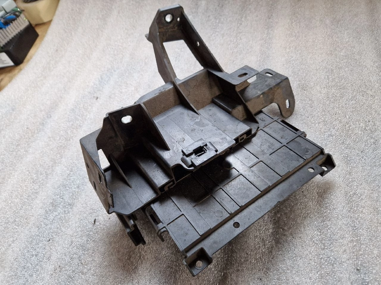 OPEL ASTRA K 1.6 CDTI Motorvezérlő tartó 39025864