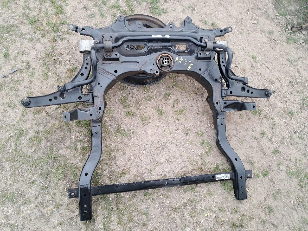 OPEL ASTRA K 1.6 CDTI Bölcső