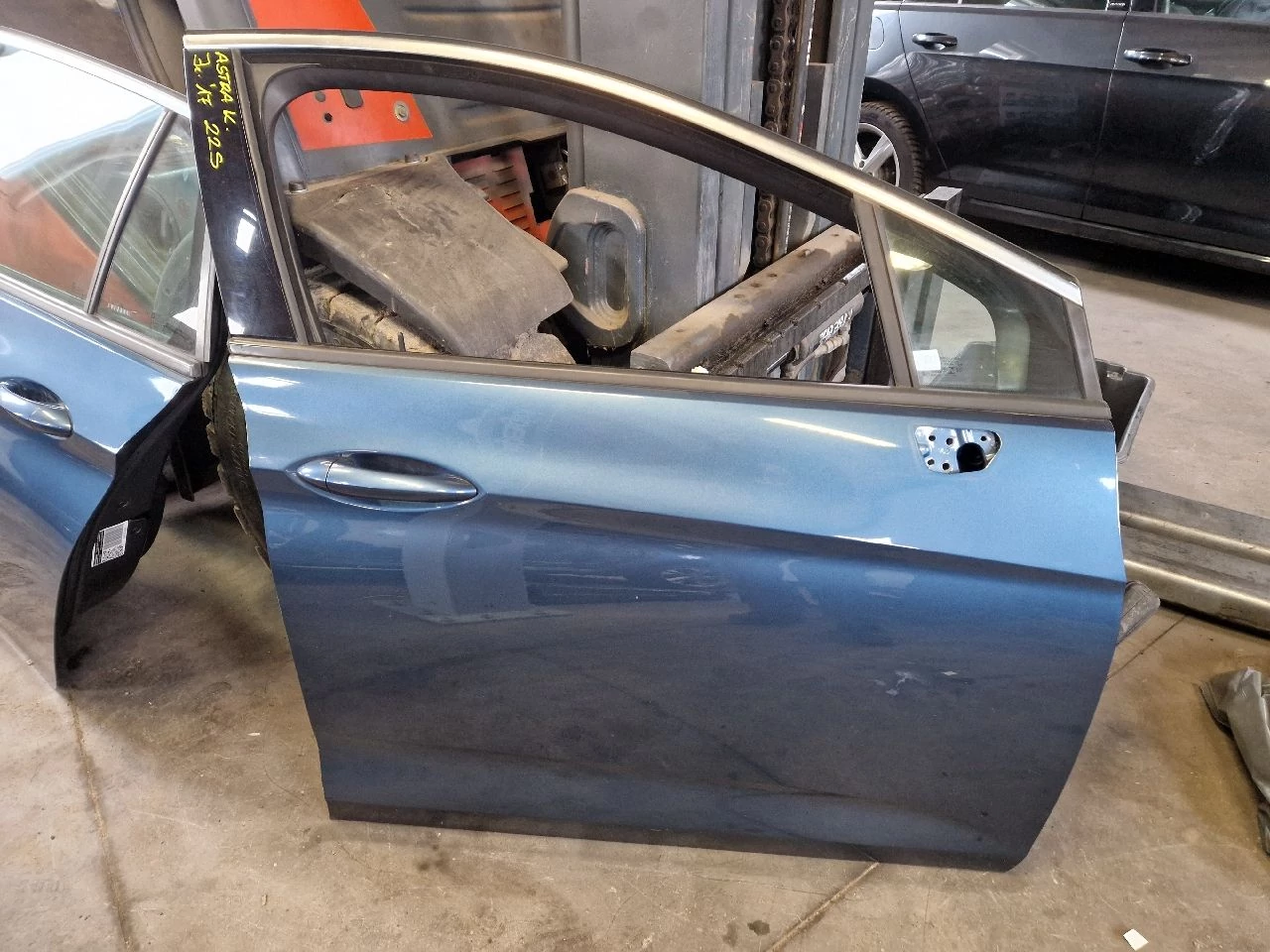 OPEL ASTRA K jobb első ajtó 22S
