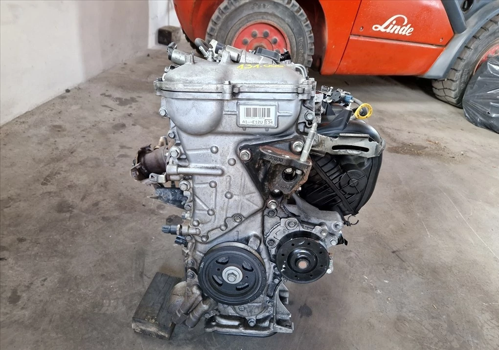 TOYOTA AURIS II  1.6 VALVEMATIC 1ZR motor