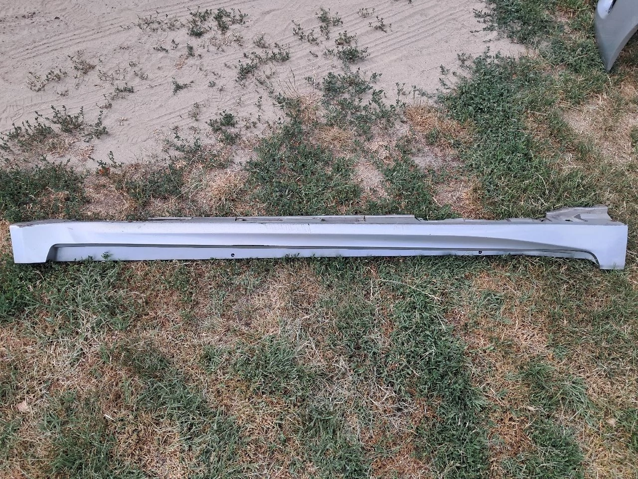 TOYOTA AVENSIS T27 Jobb küszöb spoiler, burkolat