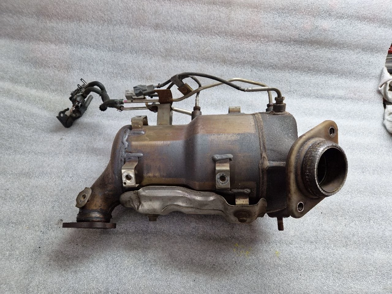 TOYOTA AVENSIS T27 2.2 D4D 2AD részecskeszűrő DPF 0R060